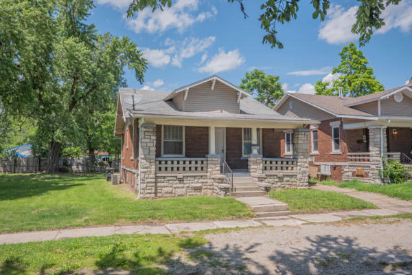 703 FRANKLIN ST, MOBERLY, MO 65270 - Image 1
