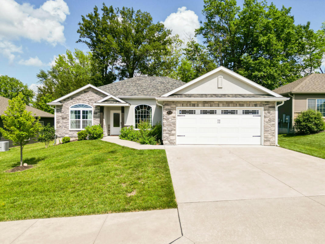 7530 S LAVENDER DR, COLUMBIA, MO 65203, photo 1 of 37